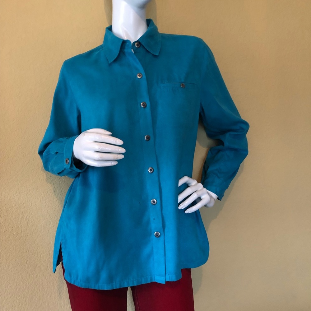 🍭Beautiful Blue Chico’s Design Polyester Top